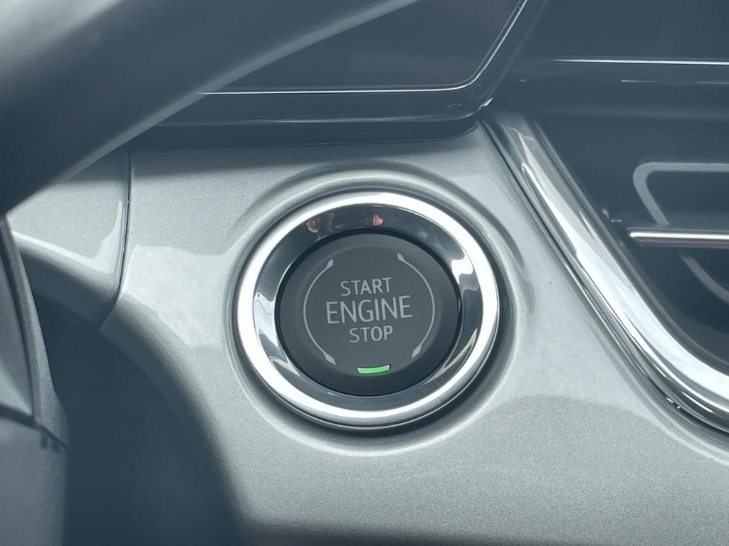 New 2026 Chevrolet Trax LT w/ Driver Confidence Package FWD image 21
