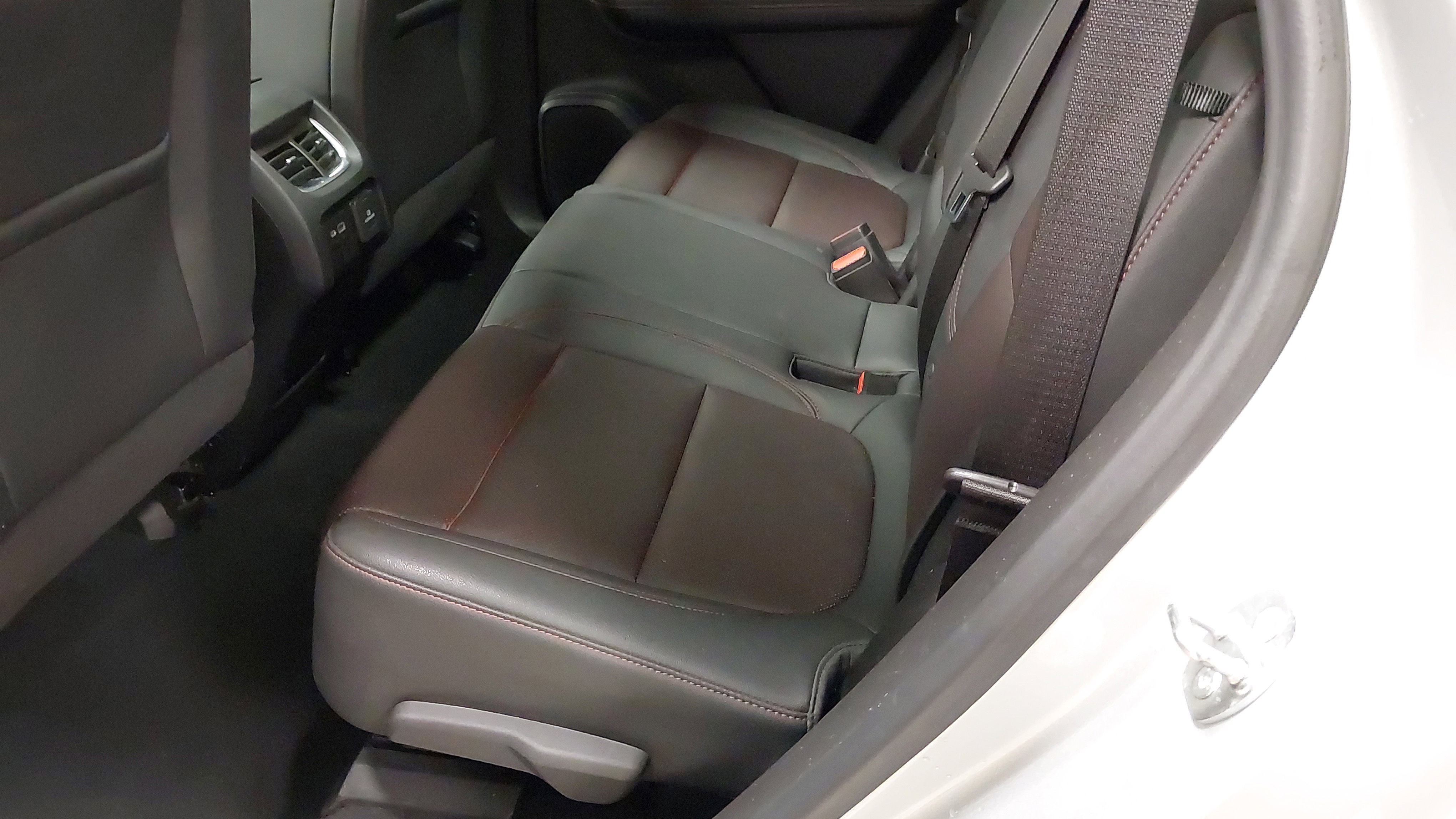 Certified 2022 Chevrolet Blazer RS w/ Enhanced Convenience Package image 35