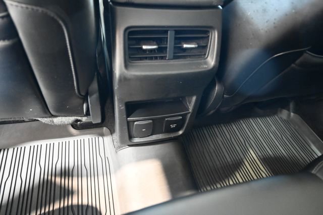 Used 2020 Ford Edge SEL w/ Convenience Package AWD/4WD image 25