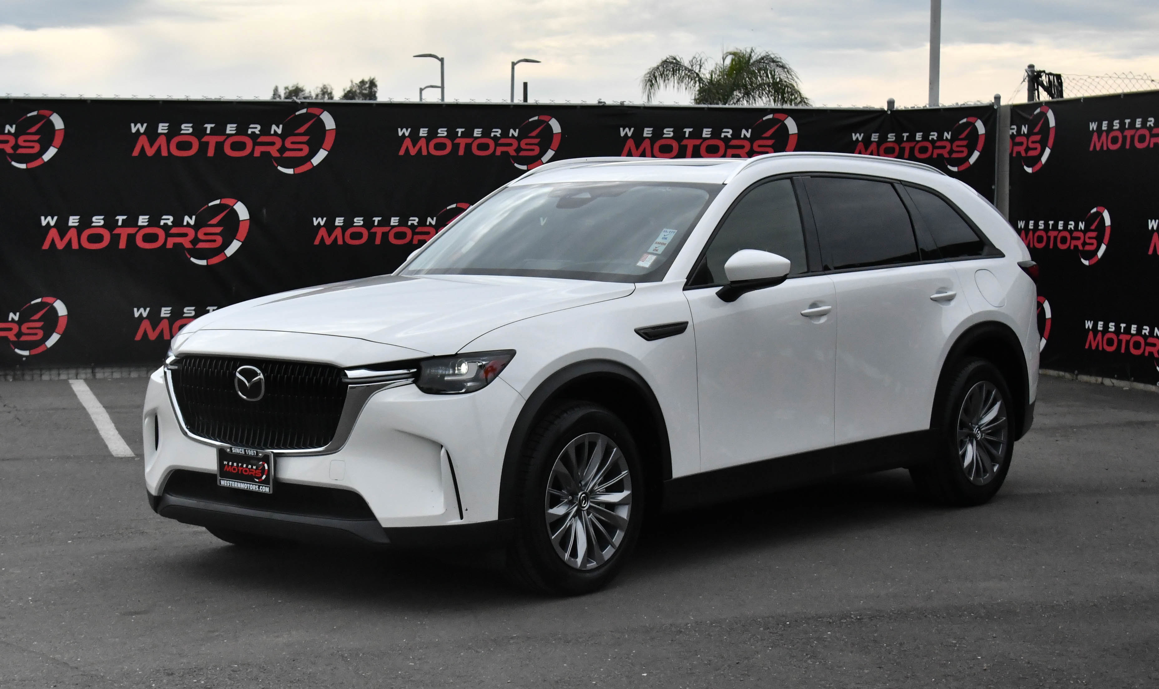 Used 2024 MAZDA CX-90 3.3 Turbo w/ Preferred Plus image 3