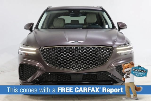 Used 2023 Genesis GV70 3.5T Sport w/ Sport Advanced Package AWD/4WD image 2