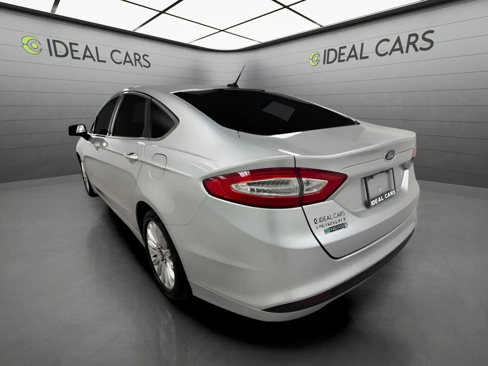 Used 2013 Ford Fusion Energi SE w/ Driver Assist Pkg FWD image 7