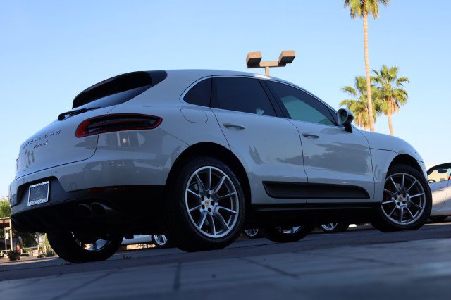 Used 2016 Porsche Macan S image 19