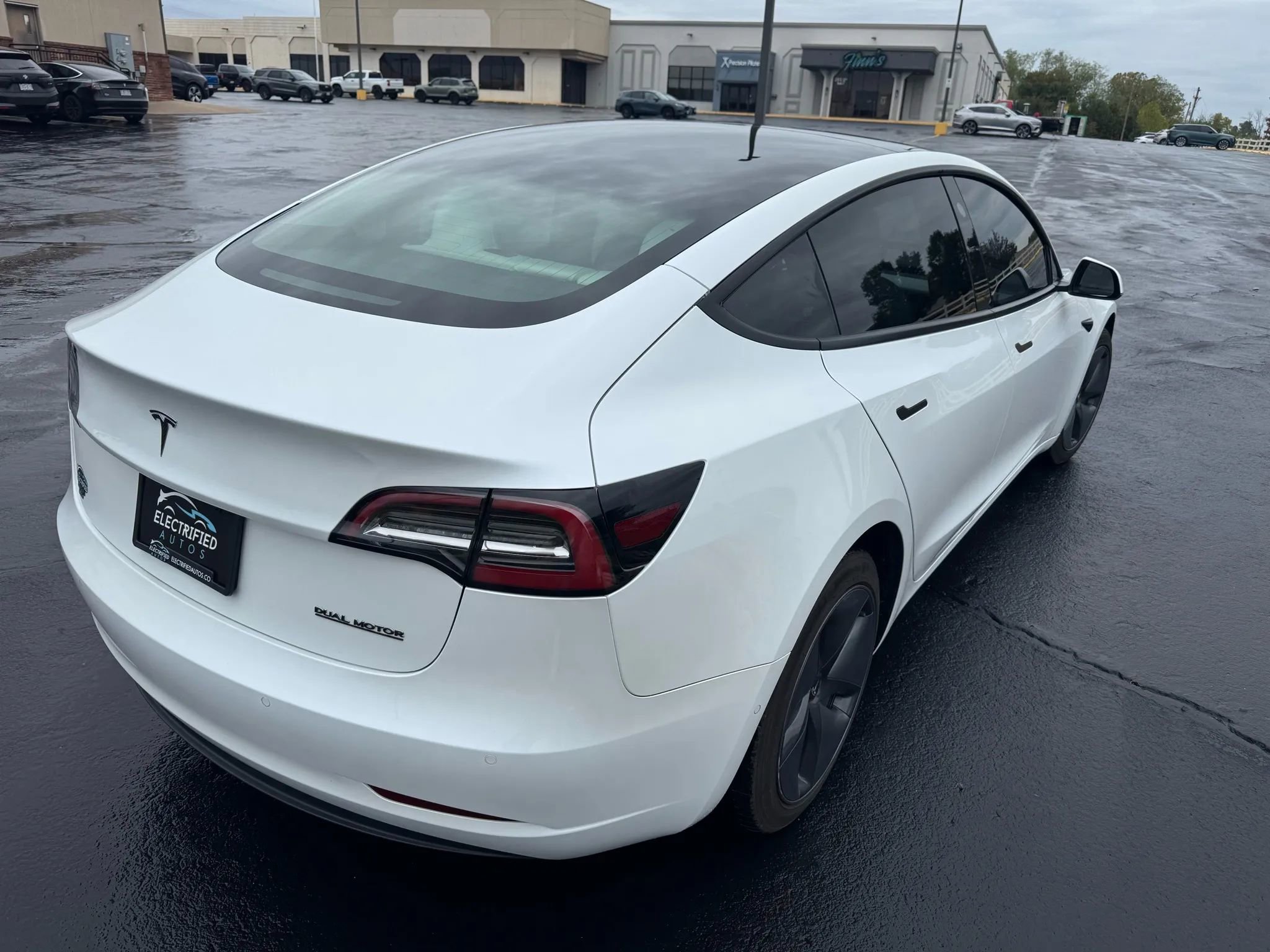 Used 2019 Tesla Model 3 Long Range image 3