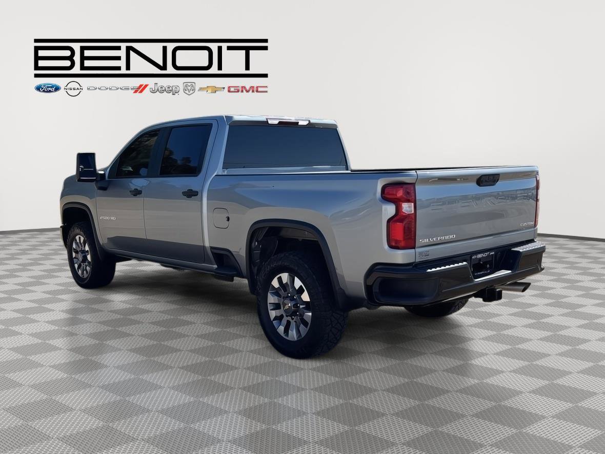 Used 2025 Chevrolet Silverado 2500 Custom w/ Custom Value Package image 7