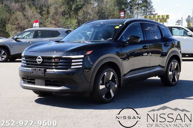 New 2025 Nissan Kicks SR image 3