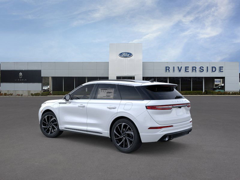 New 2025 Lincoln Corsair Grand Touring w/ Equipment Group 302A AWD/4WD image 4