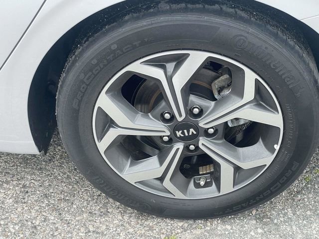 Used 2021 Kia Forte LXS FWD image 7
