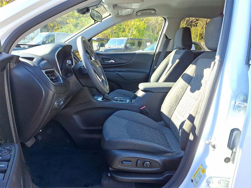 Used 2023 Chevrolet Equinox LT image 16