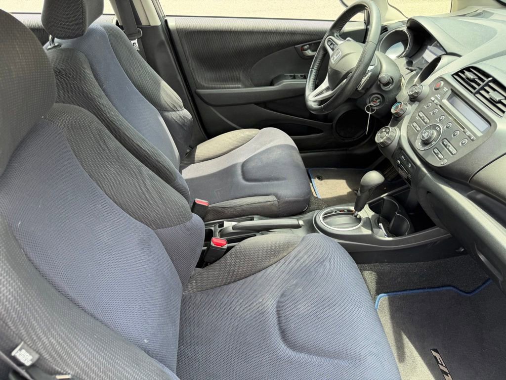 Used 2013 Honda Fit Sport image 16