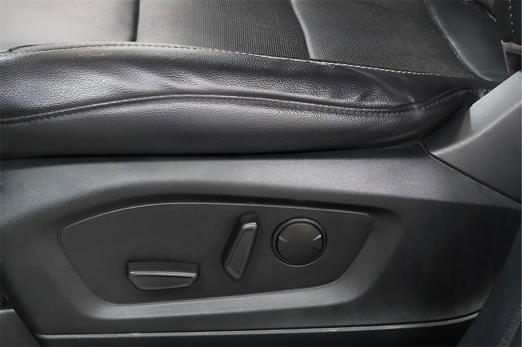 Used 2021 Ford Explorer Limited image 21