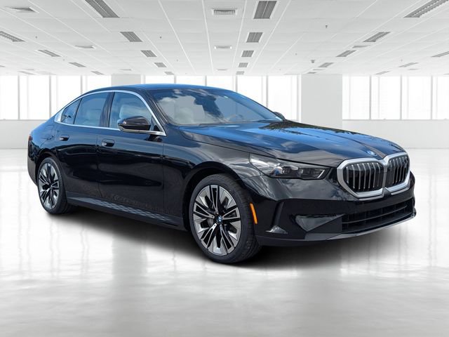 New 2026 BMW i5 eDrive40 w/ Premium Package