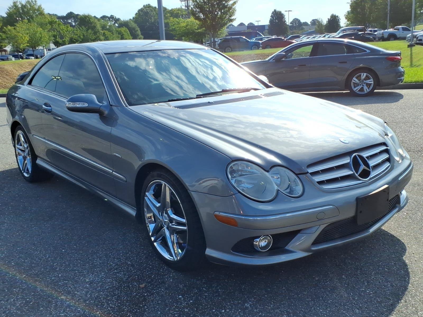 Used 2009 Mercedes-Benz CLK 350 Coupe image 5