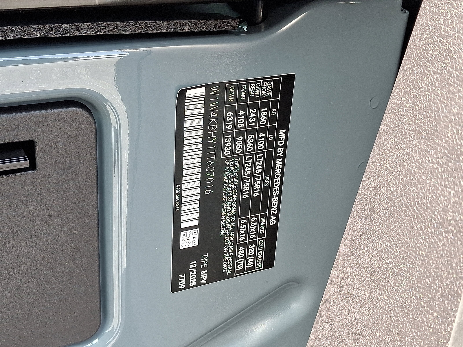 New 2026 Mercedes-Benz Sprinter 2500 image 21