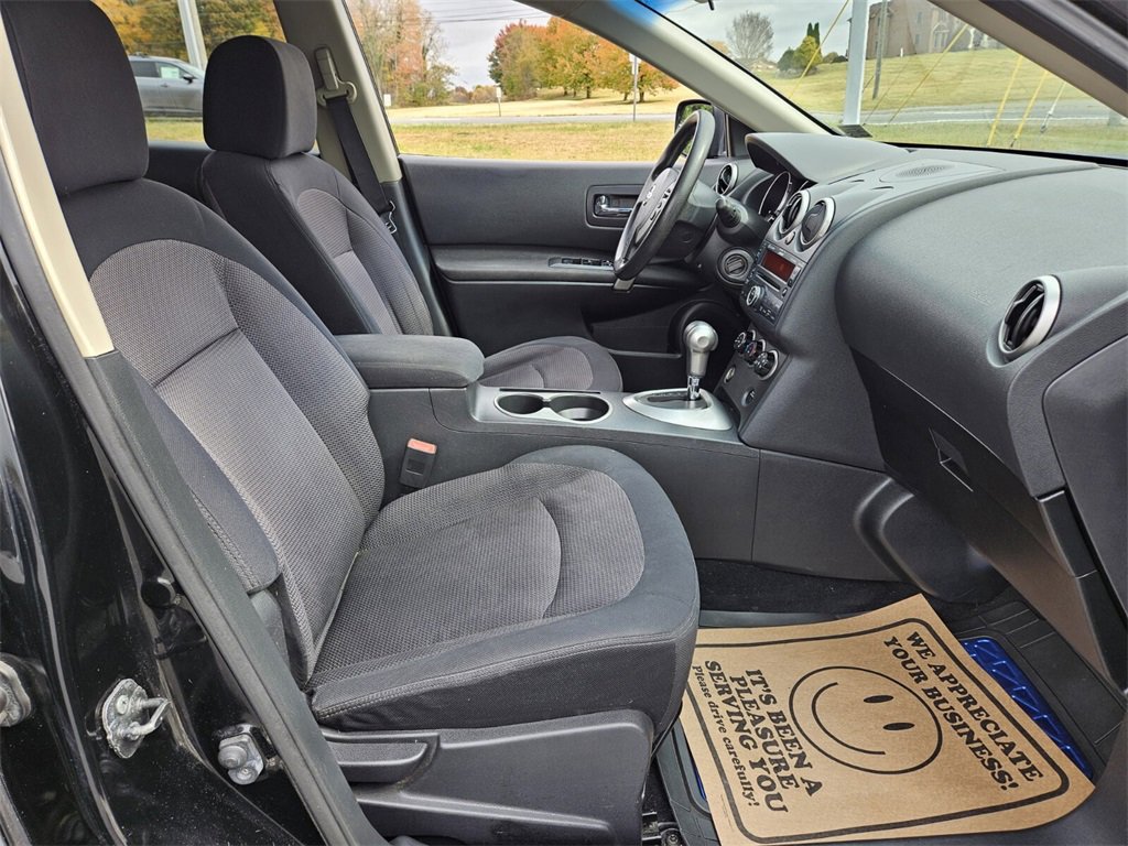 Used 2010 Nissan Rogue SL w/ Premium Pkg image 15