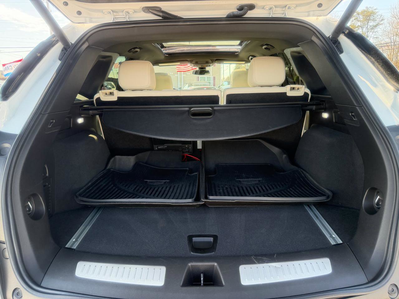 Used 2021 Cadillac XT5 Sportv w/ LPO, Floor Liner Package image 32