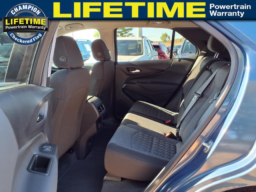 Used 2024 Chevrolet Equinox LT AWD/4WD image 11