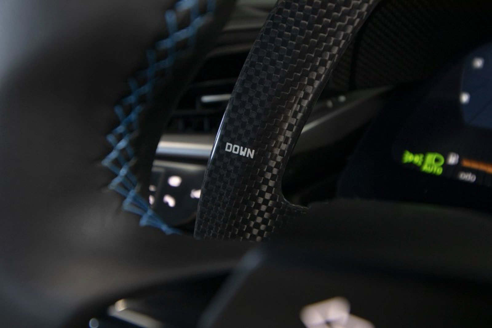 Used 2024 Ferrari SF90 Spider image 37