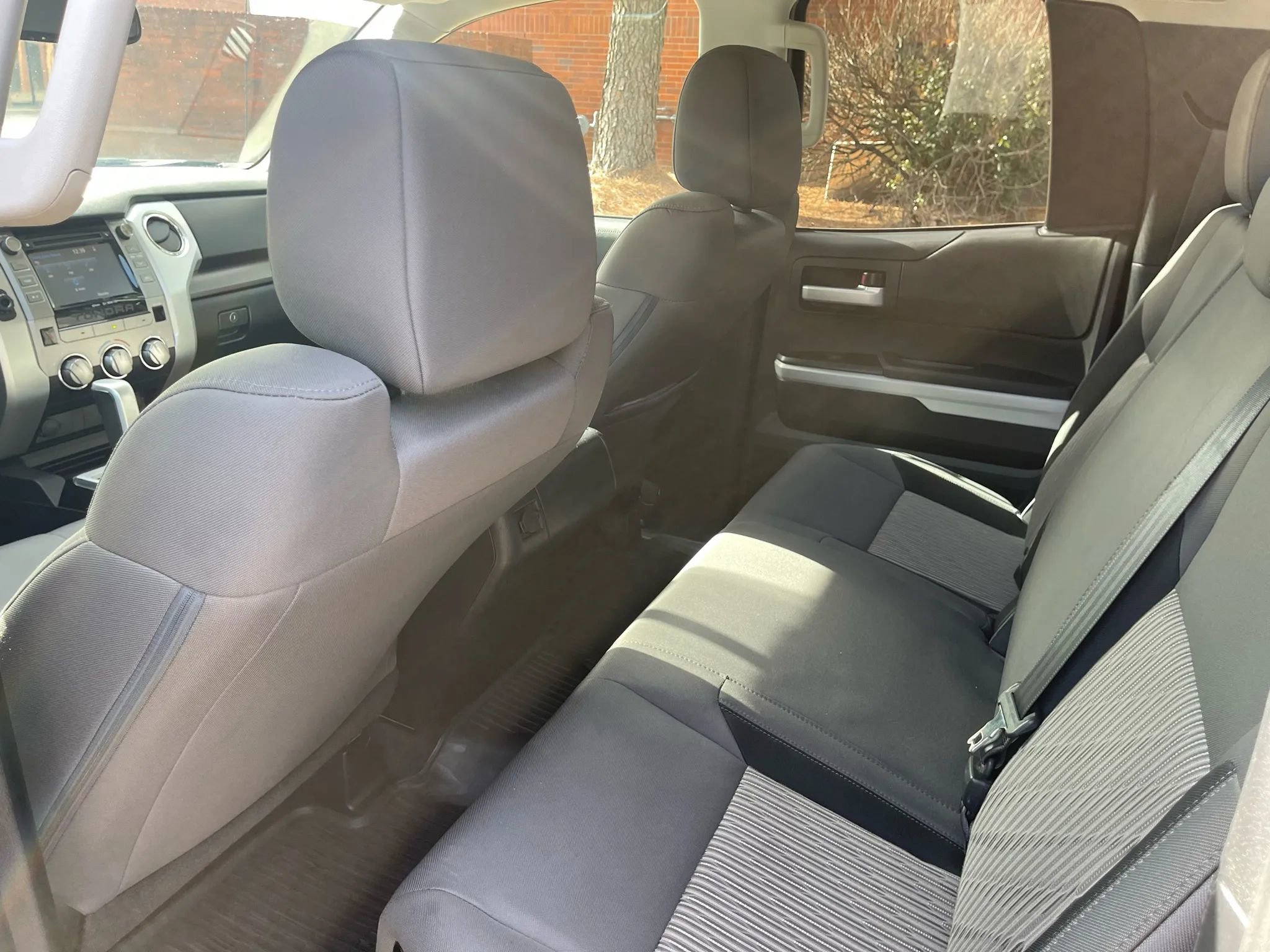 Used 2016 Toyota Tundra SR5 image 11