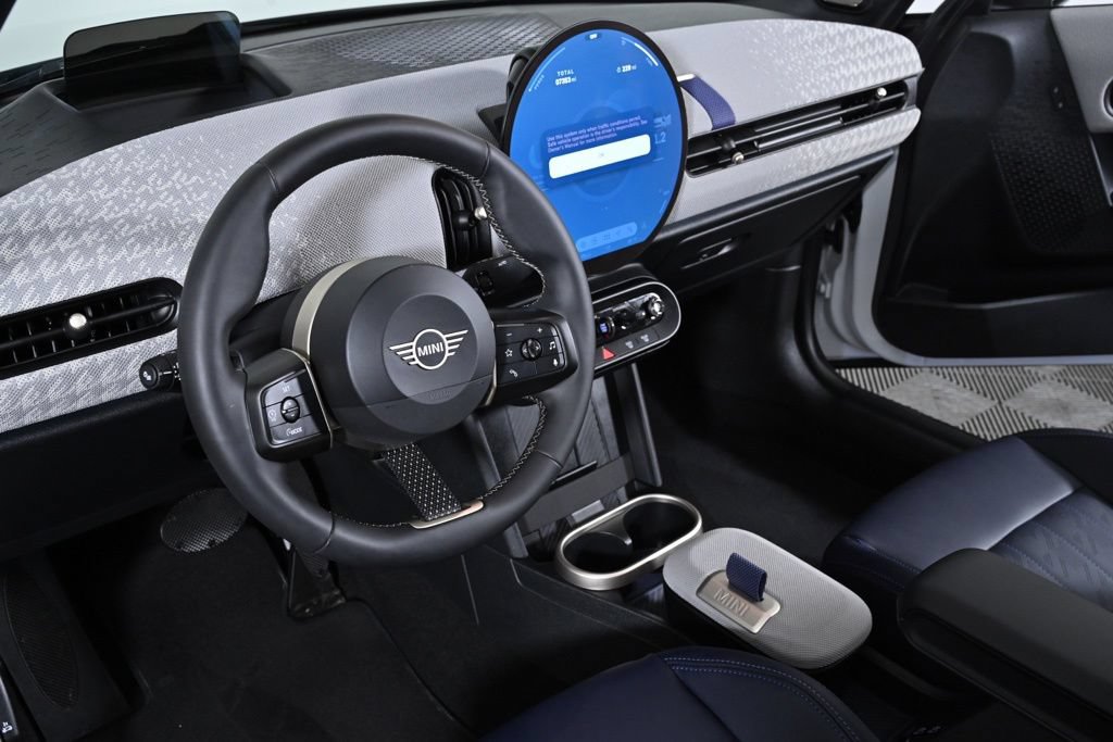 Certified 2025 MINI Cooper S FWD image 14