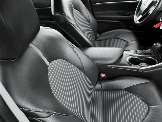 Used 2024 Toyota Camry SE FWD image 19