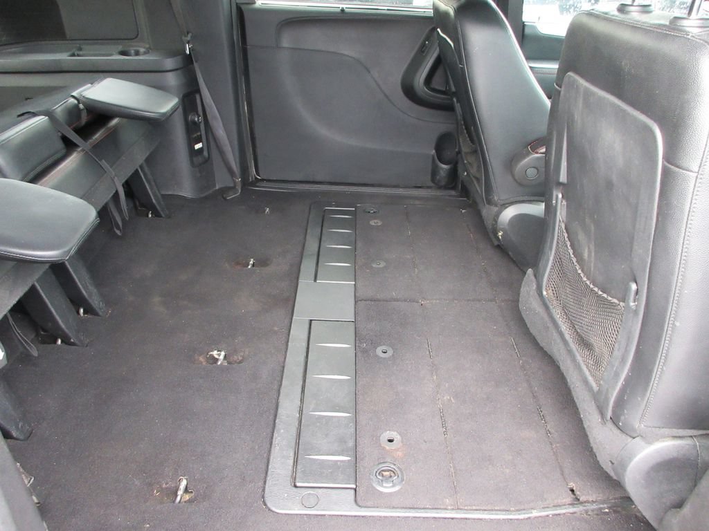 Used 2019 Dodge Grand Caravan GT FWD image 18