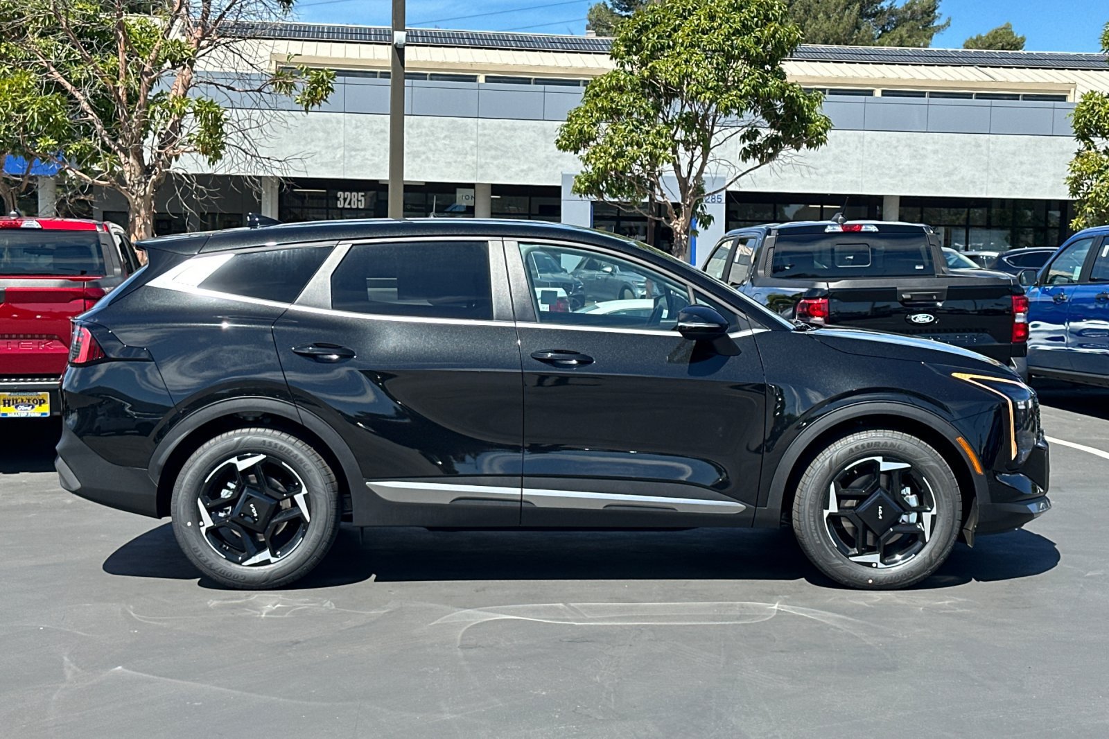 New 2027 Kia Sportage EX FWD image 3