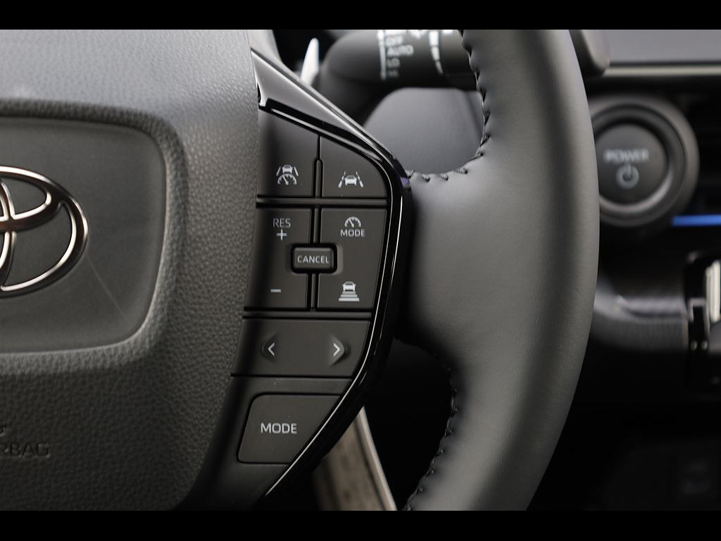 New 2026 Toyota Prius Plug-In Hybrid FWD image 14