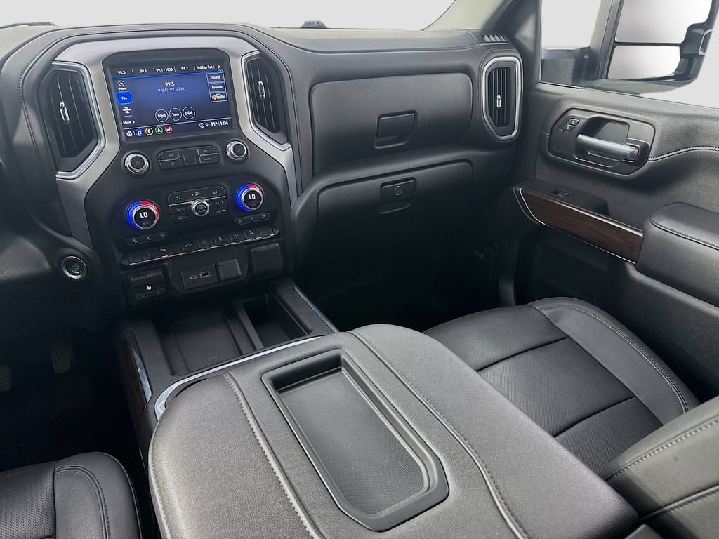Used 2021 GMC Sierra 2500 SLT w/ SLT Premium Package AWD/4WD image 29