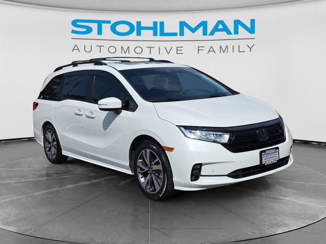 Used 2023 Honda Odyssey Touring image 3