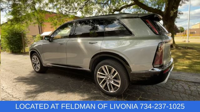 Used 2026 Cadillac Vistiq Sport w/ LPO, Floor Liner Package AWD/4WD image 6