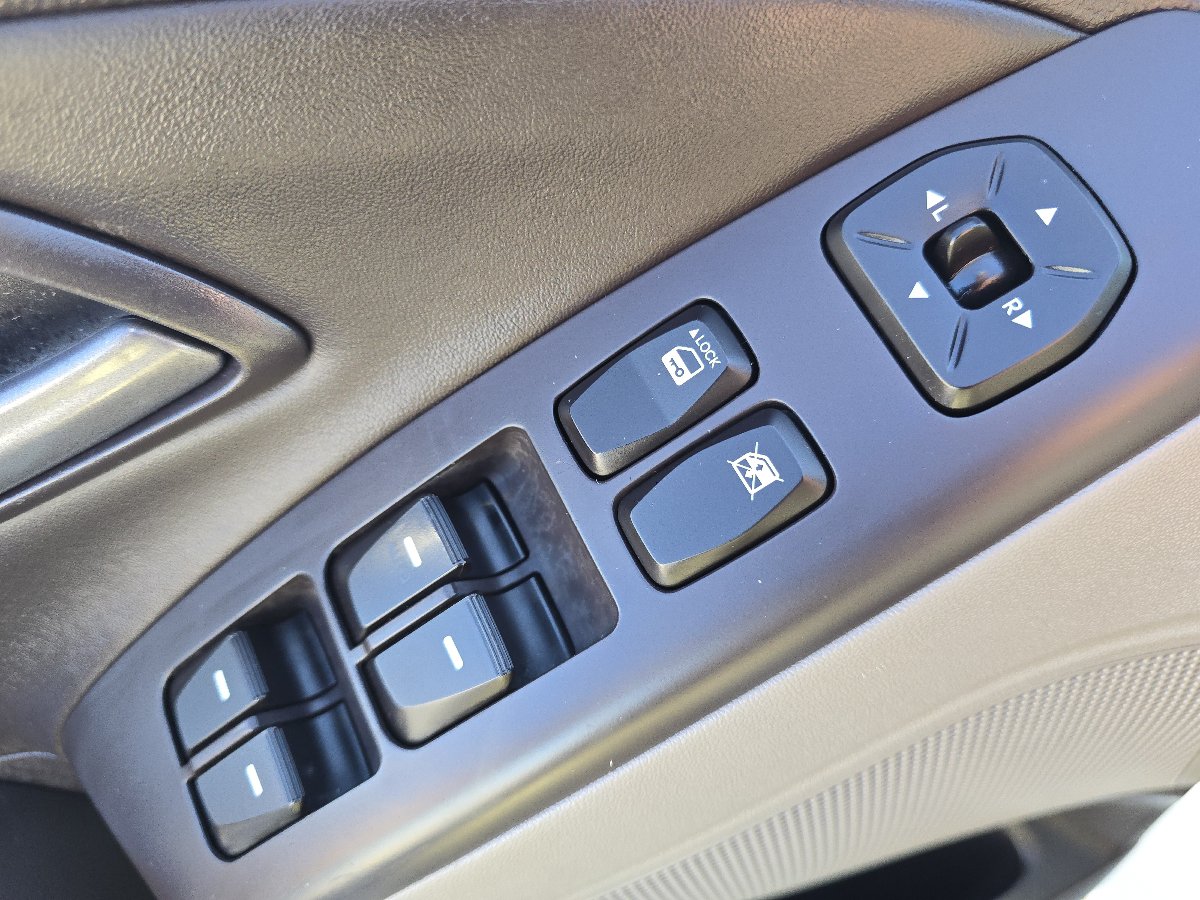 Used 2014 Hyundai Tucson SE AWD/4WD image 24