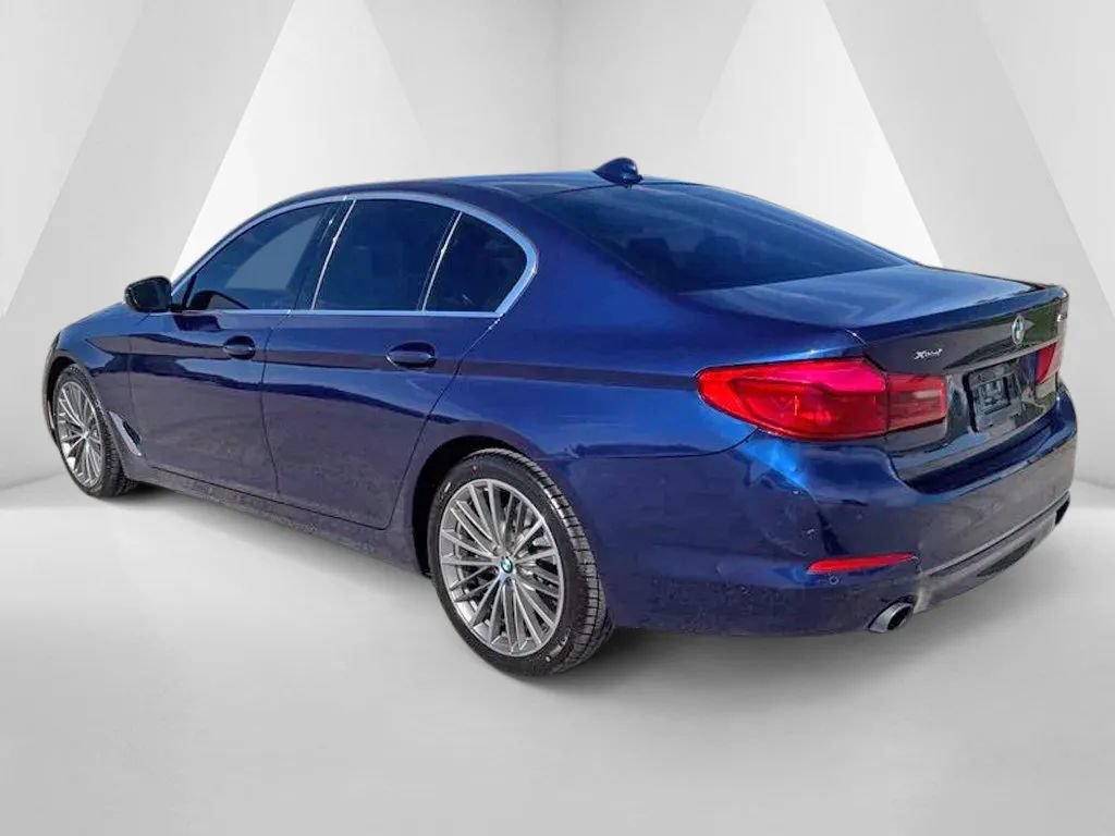 Used 2019 BMW 530i xDrive w/ Luxury Seating Package AWD/4WD image 6