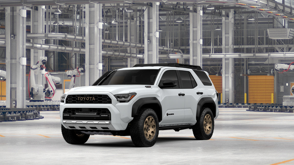 New 2026 Toyota 4Runner Trailhunter AWD/4WD image 1
