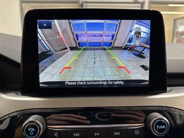 Used 2022 Ford Escape SEL w/ Technology Package image 11