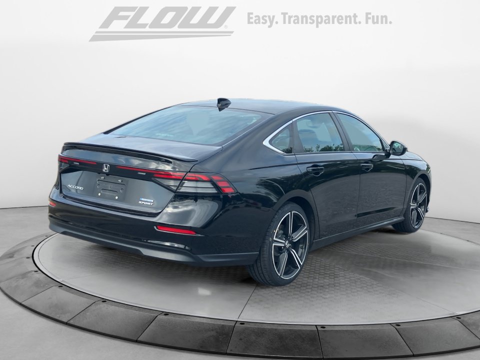 Used 2023 Honda Accord Sport image 9