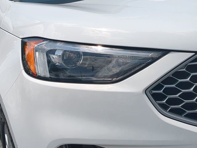 Used 2023 Ford Edge SEL w/ Convenience Package AWD/4WD image 11