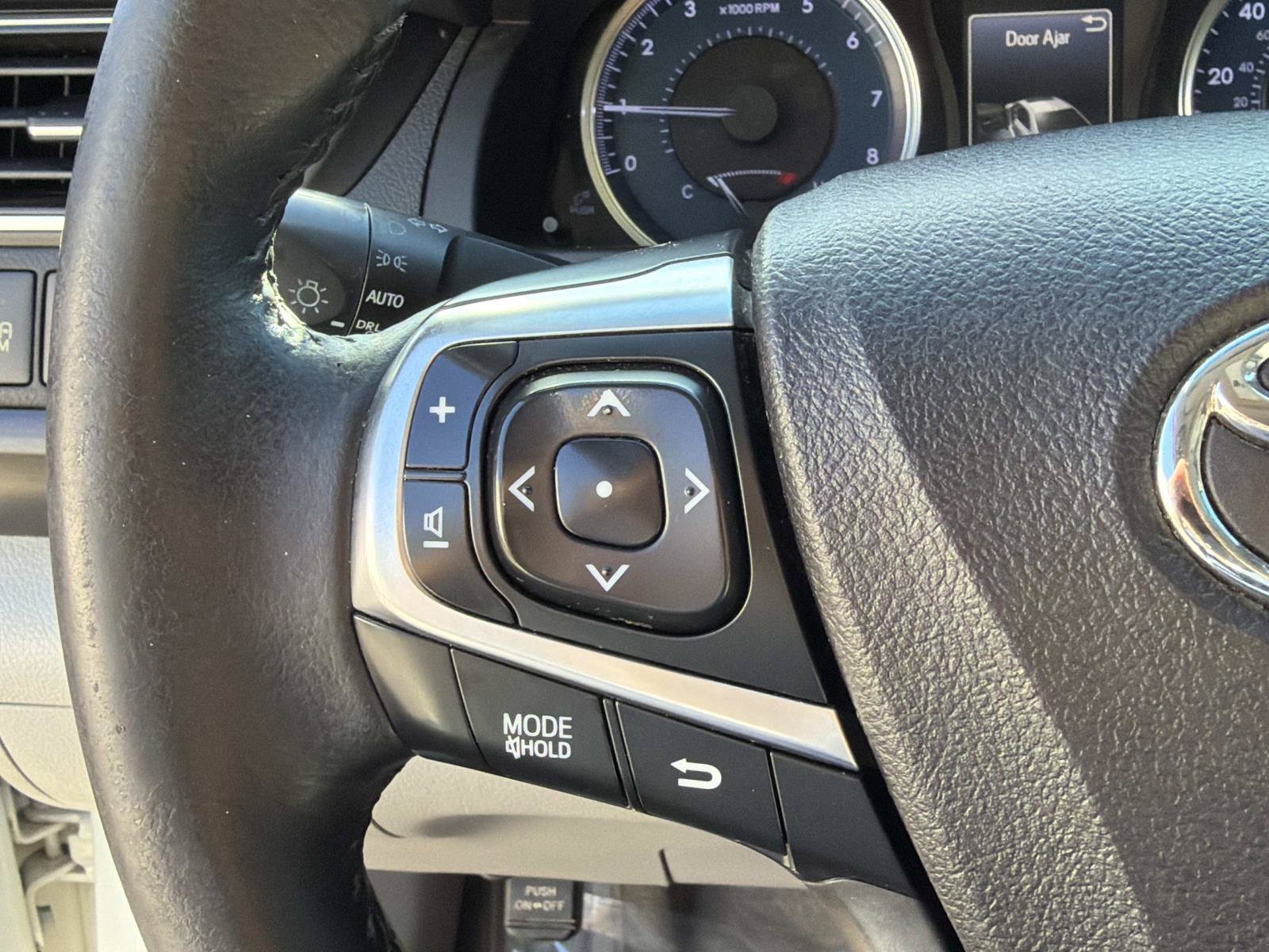 Used 2015 Toyota Camry XLE w/ Advanced Technology Package FWD image 16
