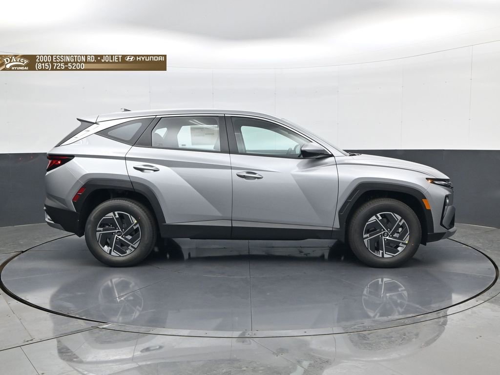 New 2026 Hyundai Tucson Blue SE AWD/4WD image 4