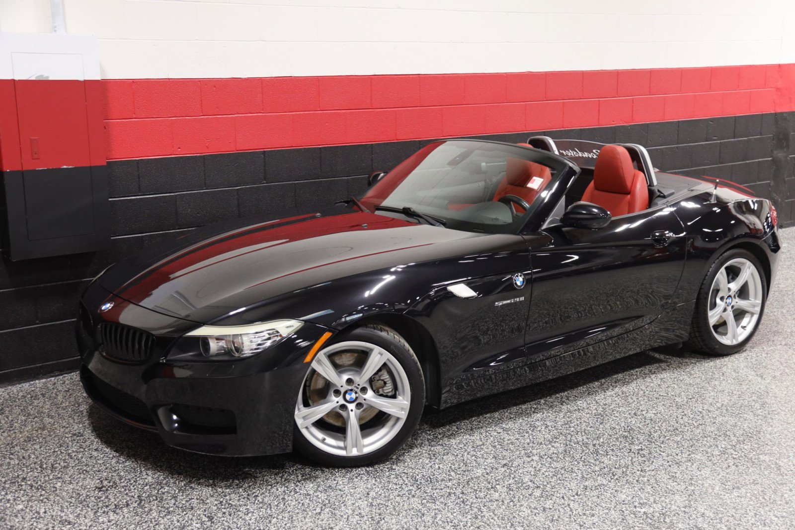 Used 2012 BMW Z4 sDrive28i w/ M Sport Pkg image 19