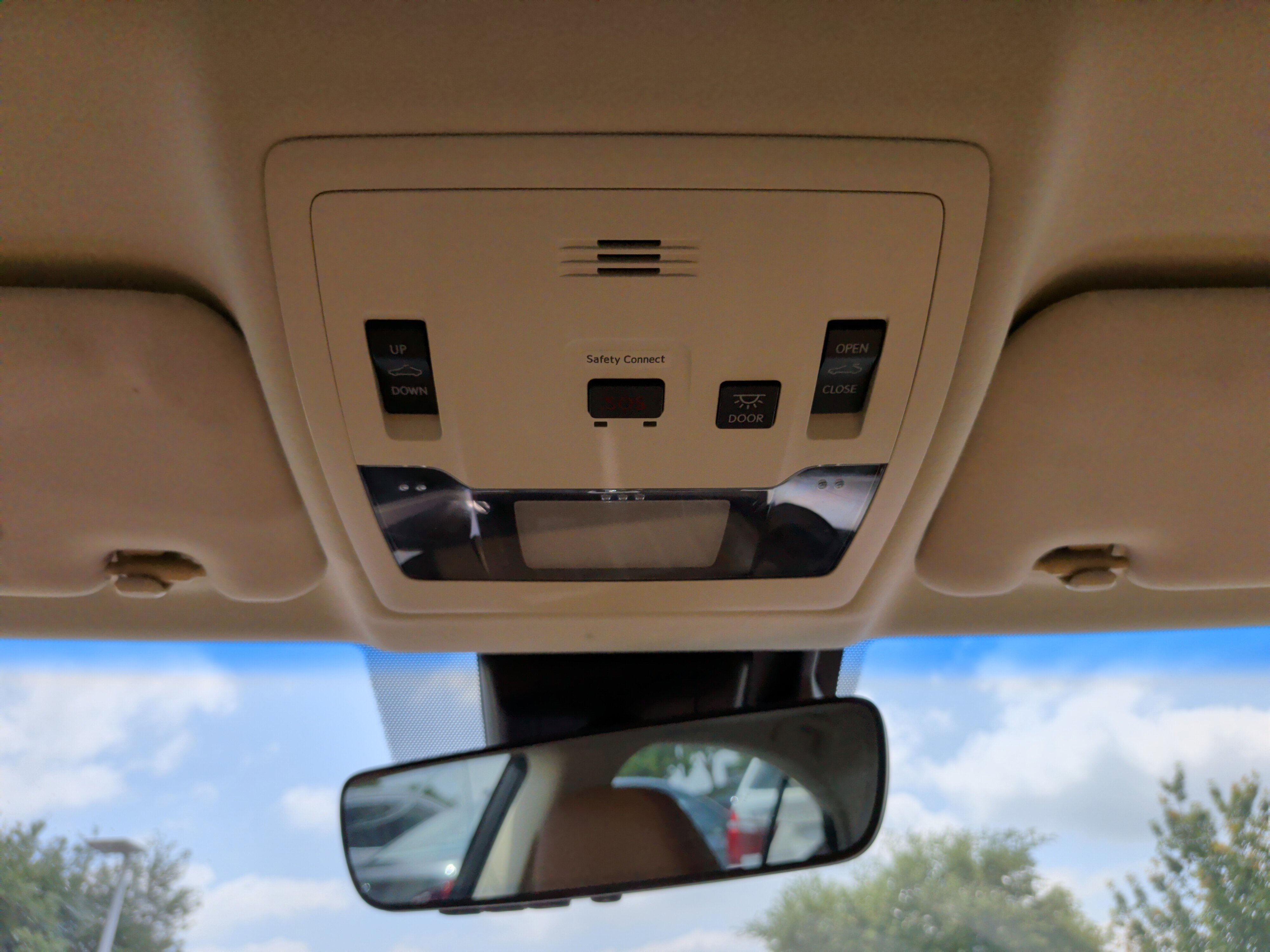 Used 2016 Lexus ES 350 w/ Luxury Package w/Wood Trim FWD image 31