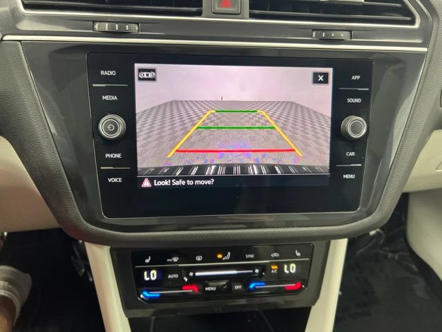 Used 2024 Volkswagen Tiguan SE R-Line AWD/4WD image 19