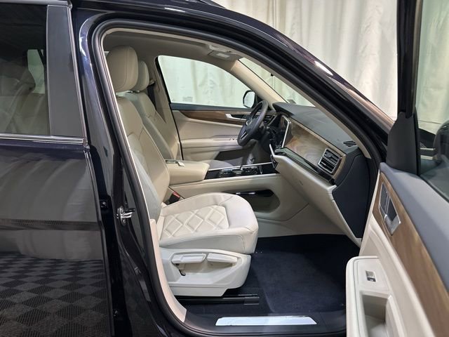 New 2026 Volkswagen Atlas SE image 34