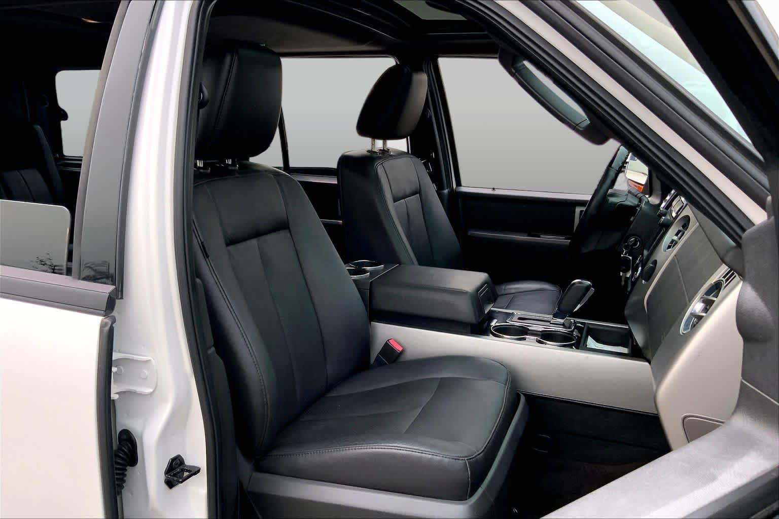 Used 2013 Ford Expedition Limited AWD/4WD image 6