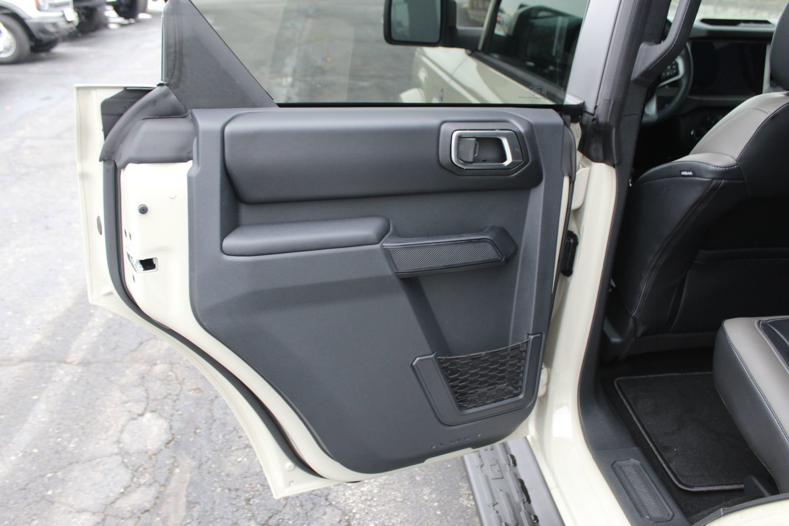 New 2025 Ford Bronco Outer Banks image 17