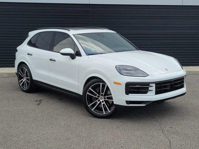 Certified 2024 Porsche Cayenne image 7