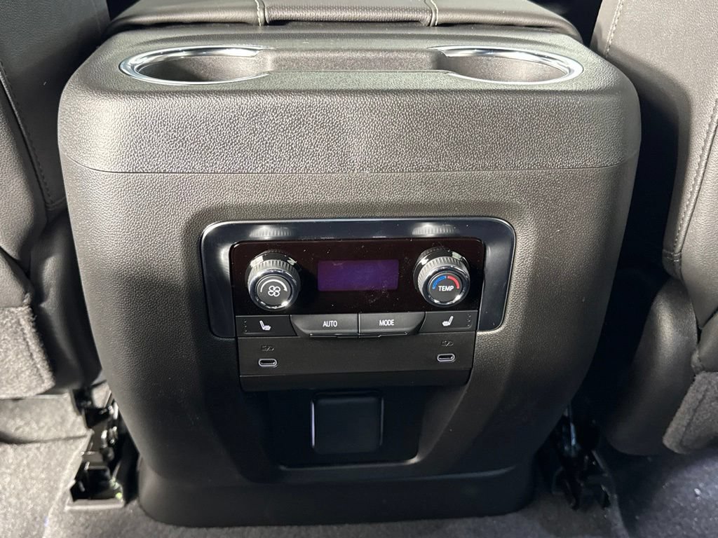 New 2026 Chevrolet Tahoe Premier w/ Sun And Tow Package AWD/4WD image 29