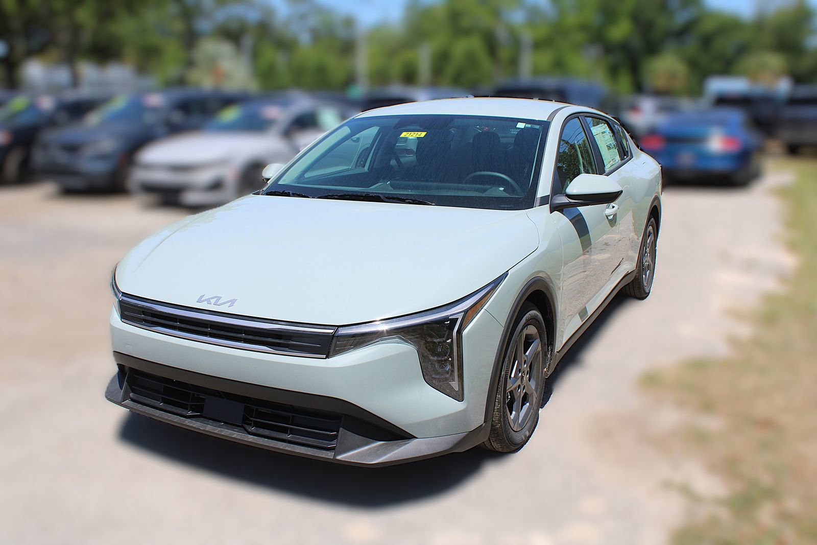 New 2026 Kia K4 LXS image 15