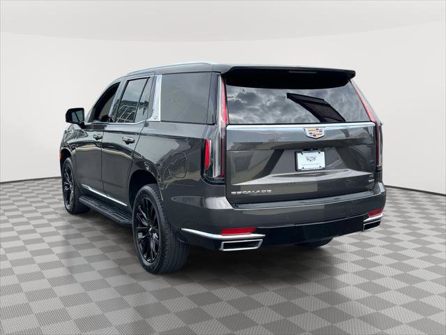 Used 2021 Cadillac Escalade Premium Luxury AWD/4WD image 4