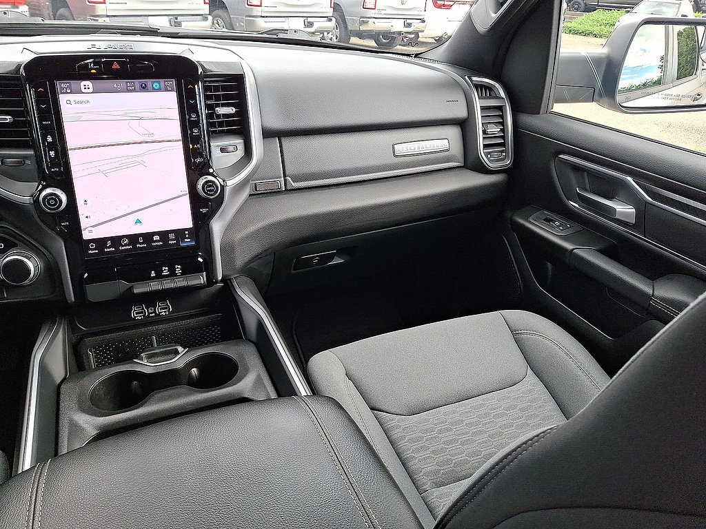 Used 2025 RAM 1500 Big Horn AWD/4WD image 11